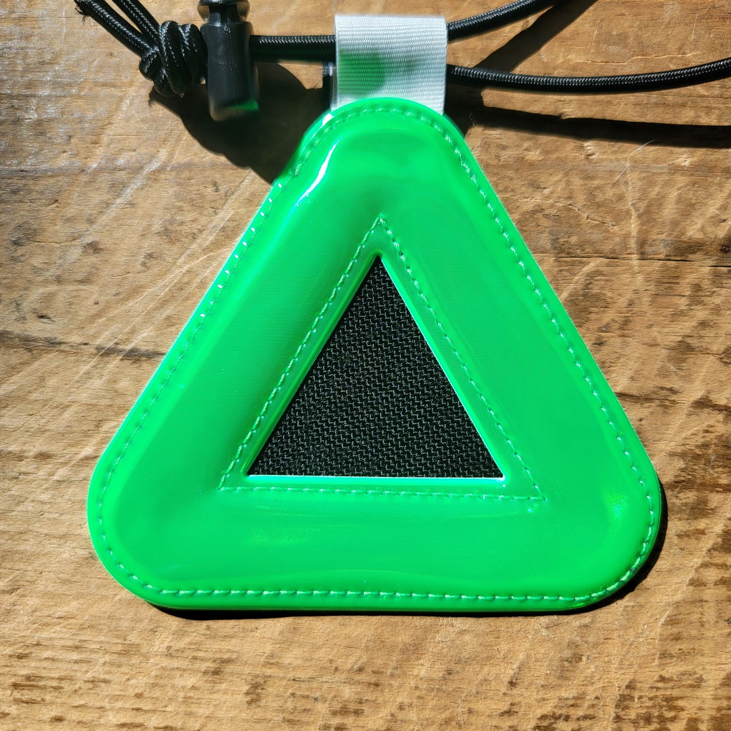 BLUE LUG Triangle Reflector