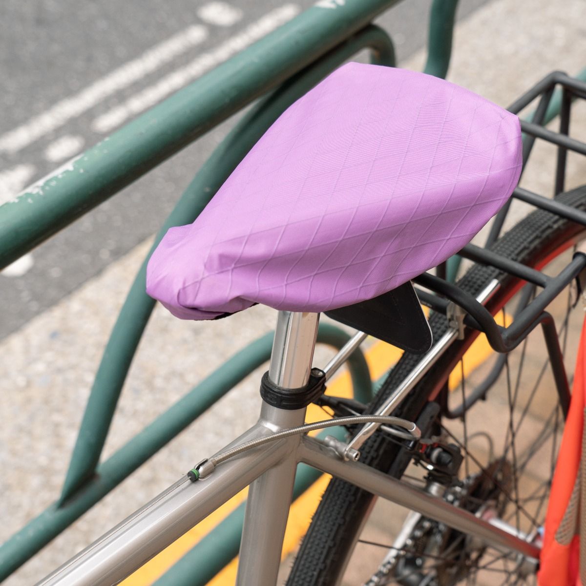 BLUE LUG Saddle Cover