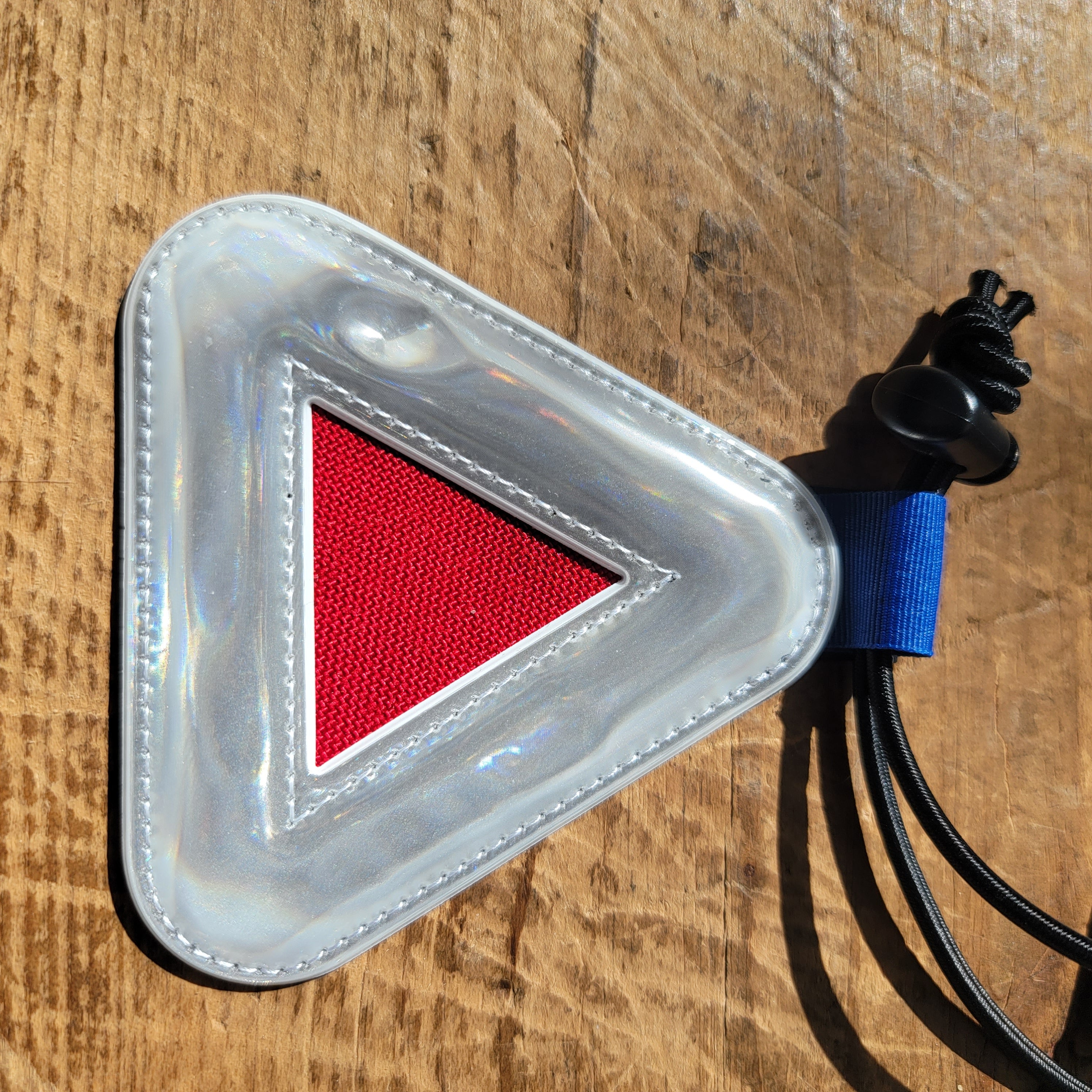 BLUE LUG Triangle Reflector