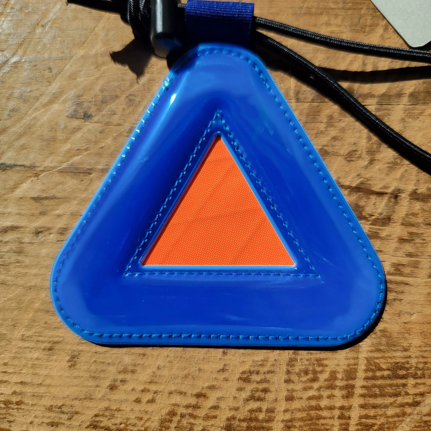 BLUE LUG Triangle Reflector