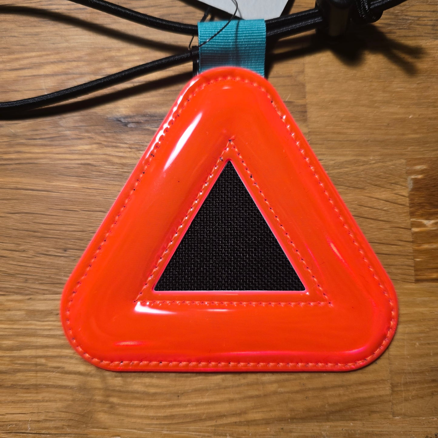 BLUE LUG Triangle Reflector