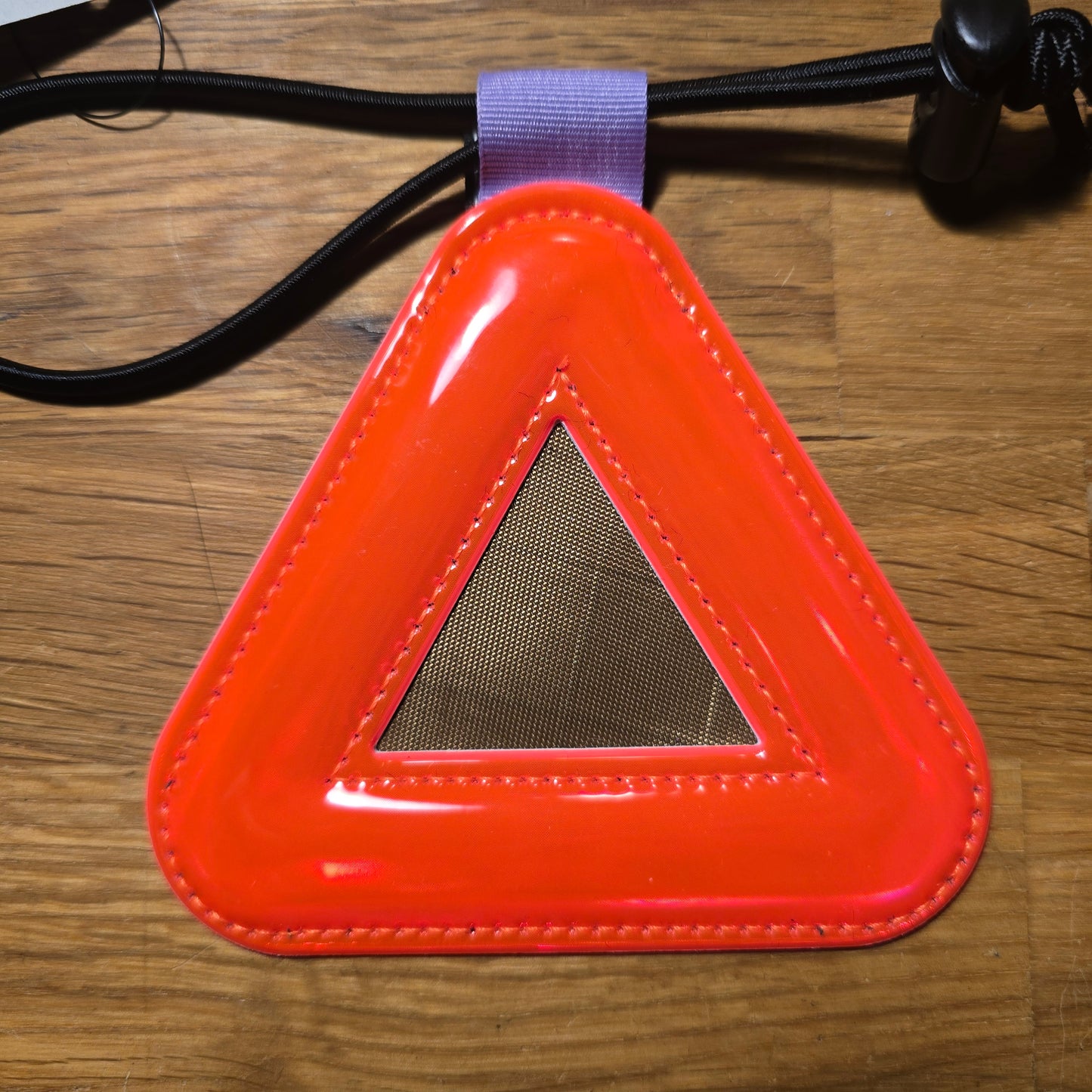 BLUE LUG Triangle Reflector